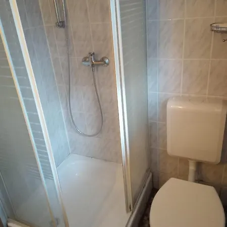 Dom wakacyjny Kranichhorst - Exklusiv-nutzung Mit Grossem Garten Und Strandnaehe Bodstedt